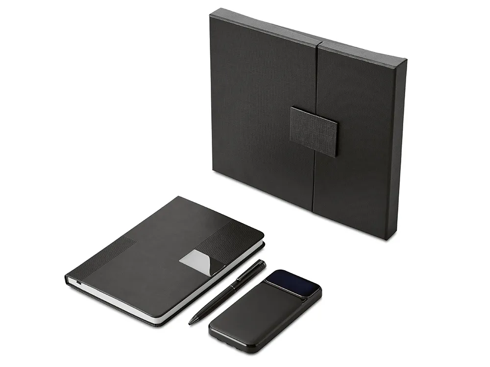 Подарочный набор "Tesla" с блокнотом А5, ручкой и пауэрбенком на 10 000 mAh, черный