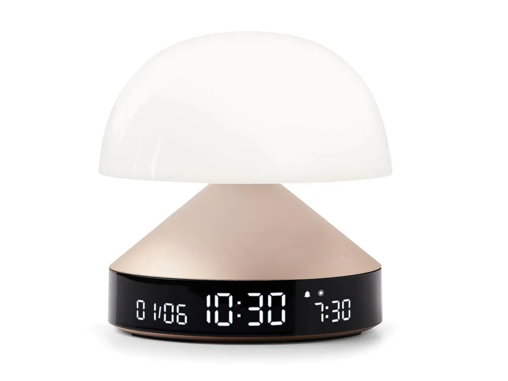 золотистый