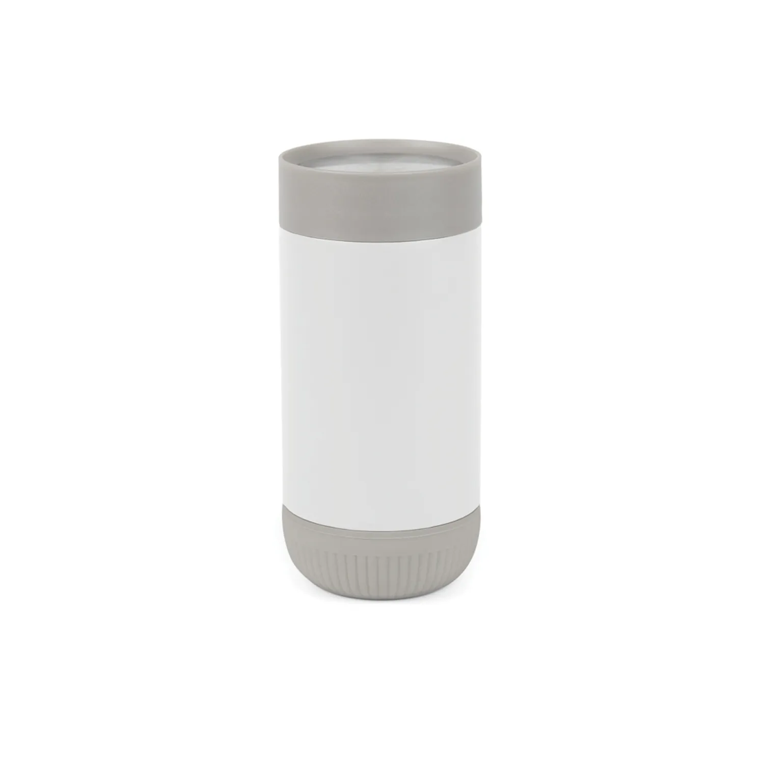 белый; серый