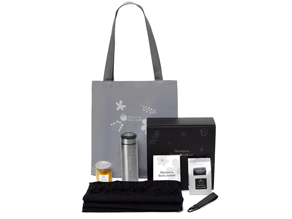 Подарочный набор «Re:f. Walk» с палантином, шоппером и термосом, черный