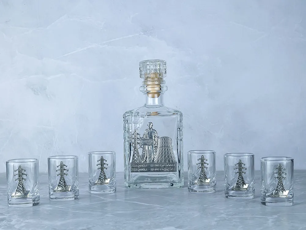 Набор со штофом ЭНЕРГЕТИКИ