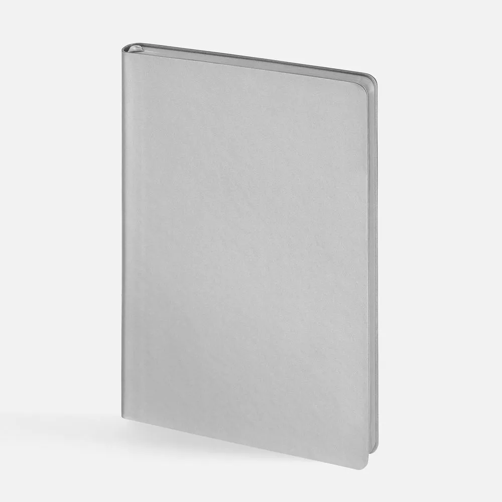 серебристый