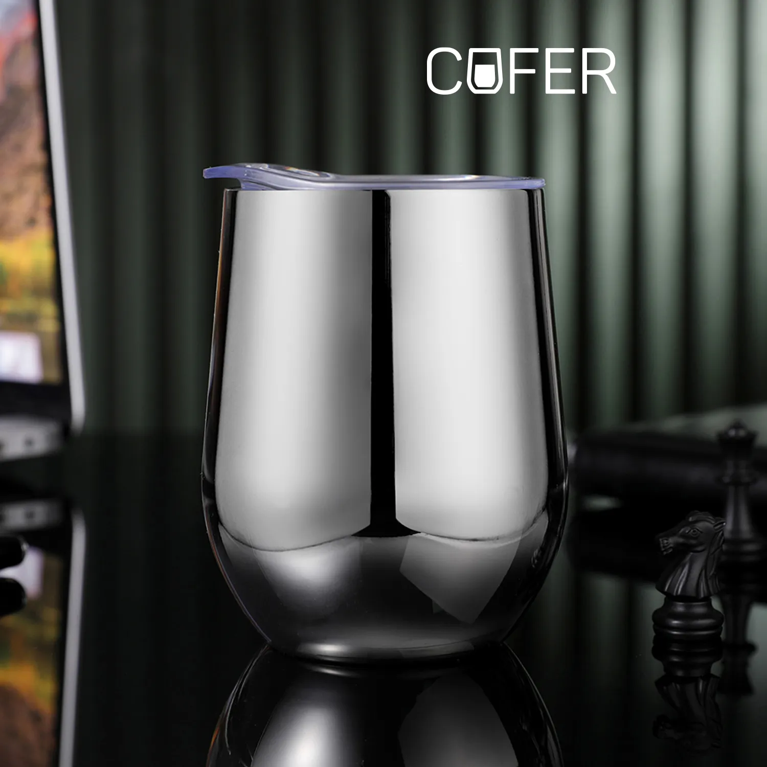 серебристый