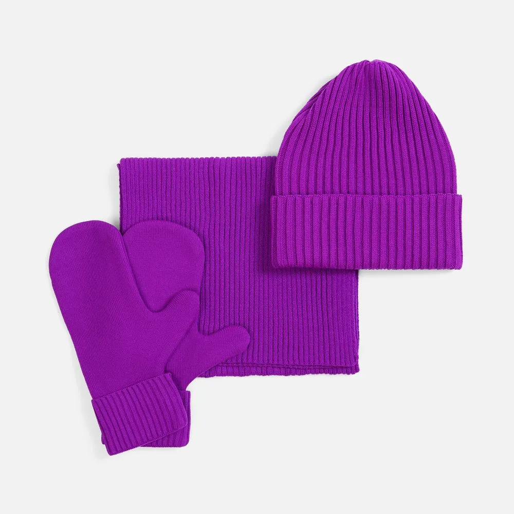 фиолетовый