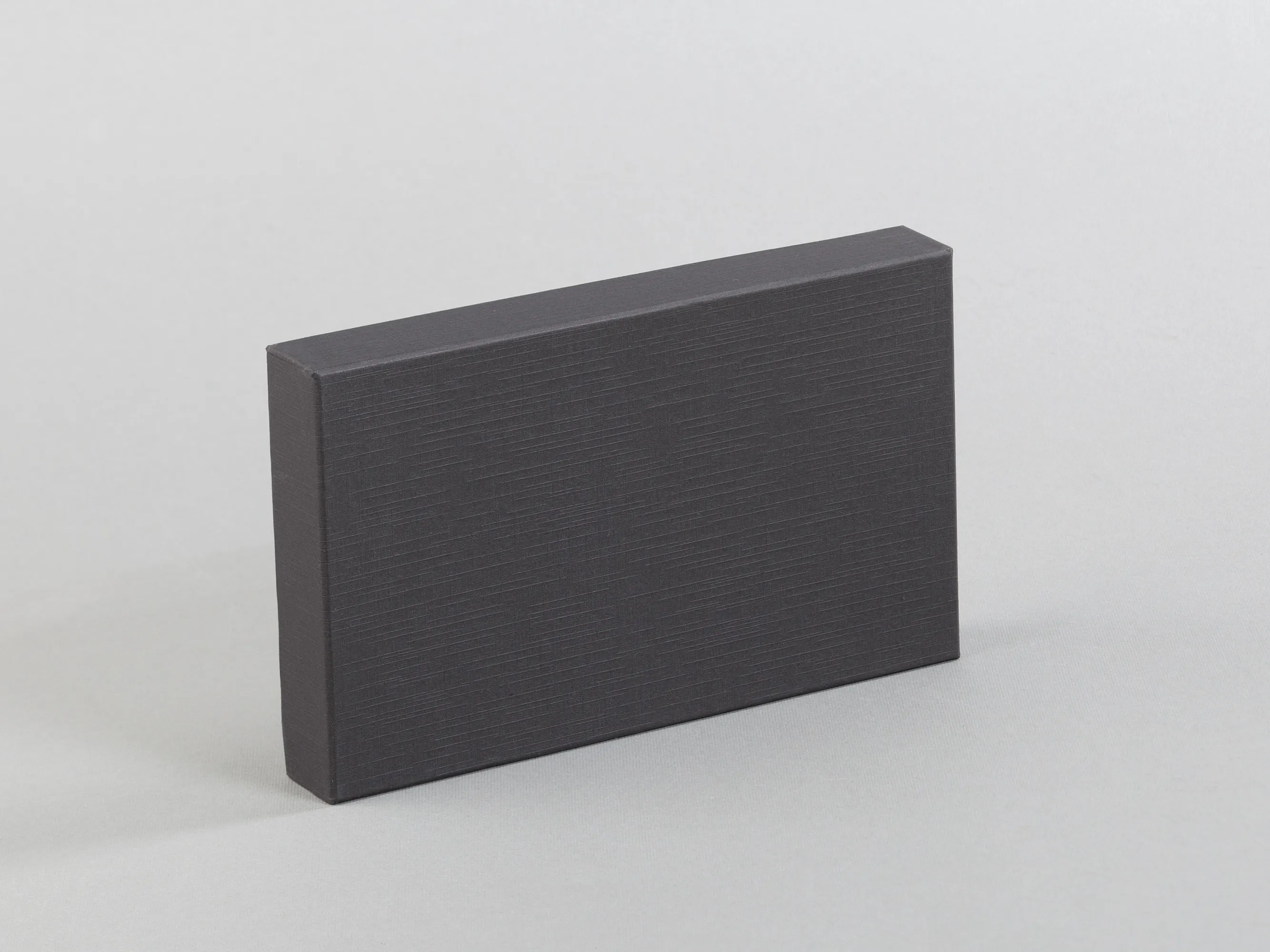 Подарочная коробка без ложемента (крышка-дно, 20 х 2,7 х 12,2 см) черный